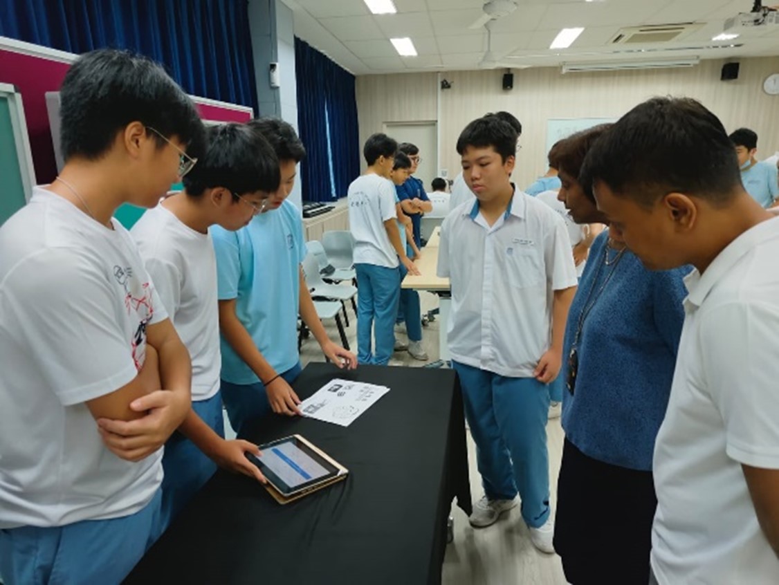 Aeronautical Engineering Presentation @ School